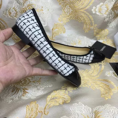 CHANEL Shallow mouth flat shoes Women--035